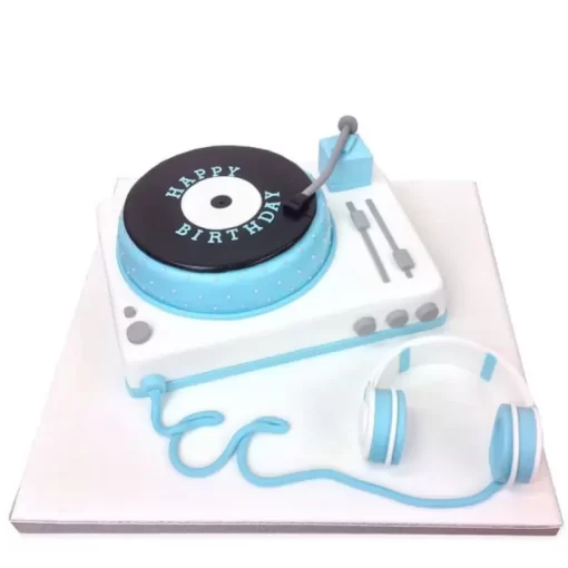 Record Deck And Headphones Fondant Cake