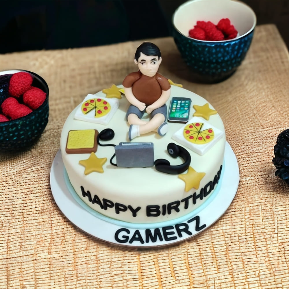 Computer Gaming Fondant Cake Delivery In Delhi NCR